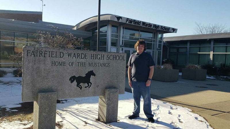 Sophomore Recognizes Need for AED: Raising Money to Buy One